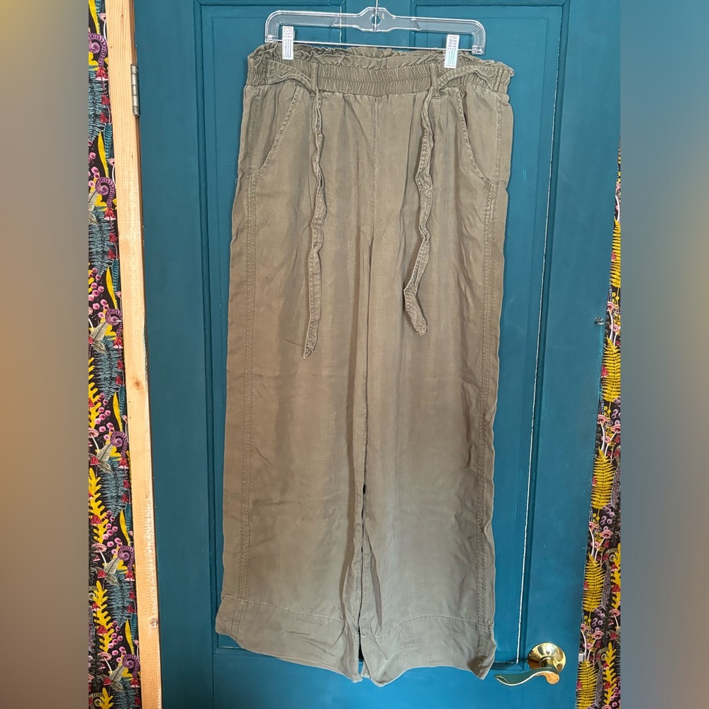 Knox Rose Green Flowy Pants